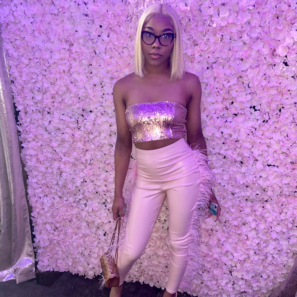 Meet your Posher, Asia